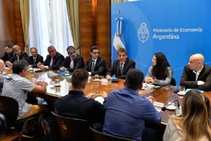 El Gobieno nacional anunci&oacute; una rebaja de hasta 20% en los precios del calzado deportivo