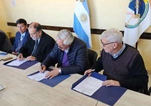 Acuerdo de cooperaci&oacute;n entre Provincia, municipio de Perico y empresa TsingShan