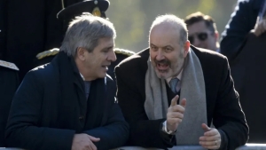 Tensiones entre Sturzenegger y Caputo por los ajustes en INTA e INTI