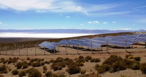 El primer pueblo solar con acumulaci&oacute;n en ion-litio empezar&aacute; a abastecerse este viernes