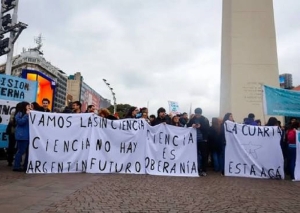 Rechazo al S&uacute;per Rigi: Cient&iacute;ficos y universitarios advirtieron por el agua, la soberan&iacute;a tecnol&oacute;gica y el futuro de los territorios
