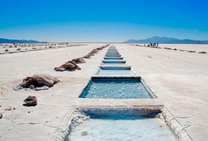 El desaf&iacute;o de un corredor de salares entre Salta, Catamarca y Jujuy