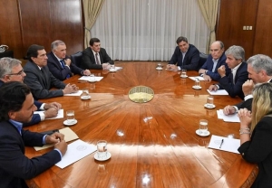 Obras provinciales y un Corredor Bioce&aacute;nico "cada vez m&aacute;s cerca"