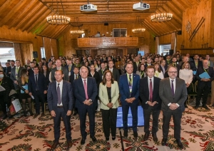 Morales plante&oacute; en Bariloche la urgencia de un plan federal de inversiones para energ&iacute;as limpias