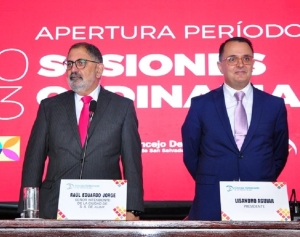En su discurso de apertura de sesiones ordinarias, Ra&uacute;l Jorge pidi&oacute; por una ley de coparticipaci&oacute;n municipal
