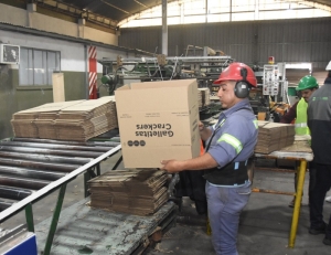 Diputados recorrieron Papel Noa y destacaron su modelo de producci&oacute;n sustentable