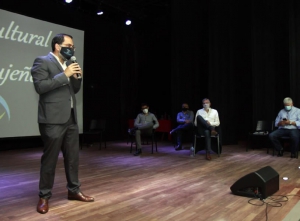 Concejales se reunieron con empresarios, gremio y funcionario municipal para abordar la problem&aacute;tica del transporte