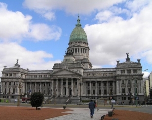 Emergencia econ&oacute;mica y social se abordar&aacute; en sesiones extraordinarias