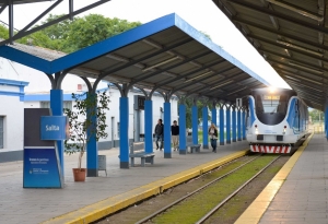 Piden la reactivaci&oacute;n del tren Perico-G&uuml;emes