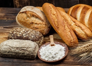 El Gobierno autorizó un incremento del 8,9% en el precio de la harina subsidiada para elaborar pan