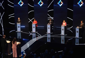 Segundo debate presidencial: Los candidatos tuvieron cruces en relaci&oacute;n a econom&iacute;a y seguridad