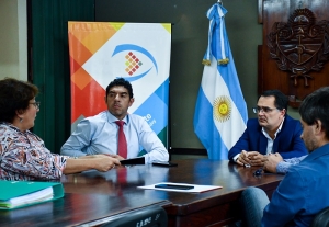 Planos de viviendas, taxis y horario corrido en la agenda parlamentaria capitalina