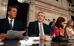 Alberto Fern&aacute;ndez abri&oacute; el per&iacute;odo de sesiones en una asamblea envuelta en expectativas