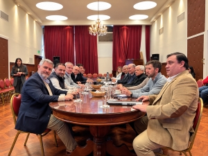 Producir no alcanza, tambi&eacute;n hay que transportar: c&aacute;maras empresarias reclaman incluir los ramales C14 y C15 en la licitaci&oacute;n del Belgrano Cargas