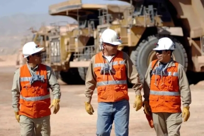 Impulsan iniciativa para que los trabajadores mineros puedan jubilarse a los 55