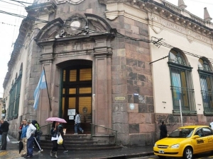 Por el paro bancario, el jueves 28 no habrá atención al público ni recarga de cajeros automáticos