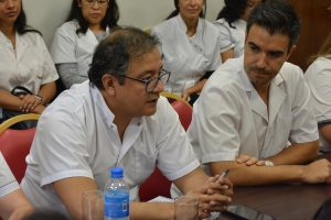 Farmac&eacute;uticos expusieron los riesgos de las medidas nacionales ante legisladores provinciales