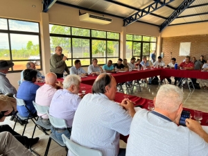 Agricultura y tabacaleros avanzan en una agenda de temas prioritarios para la actividad