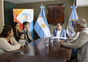 Distinci&oacute;n parlamentaria a Ezequiel Medina por el premio &ldquo;Dr. Jos&eacute; Balseiro&rdquo;