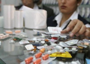 Control de medicamentos y m&aacute;s farmacias: as&iacute; se analiza una nueva ley