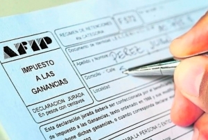 Impuesto a las Ganancias: los detalles del proyecto "puente" de Massa