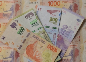 El Banco Central aprobó los billetes de $10.000 y $20.000 y se espera que circulen desde junio