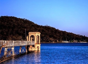 La Legislatura aprob&oacute; una ley que busca crear infraestructura tur&iacute;stica en la zona de los diques