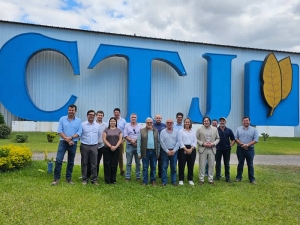 La Mesa de Enlace visit&oacute; la Cooperativa de Tabacaleros de Jujuy