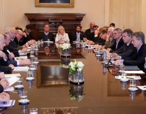 Macri recibi&oacute; a la Mesa de producci&oacute;n Lechera