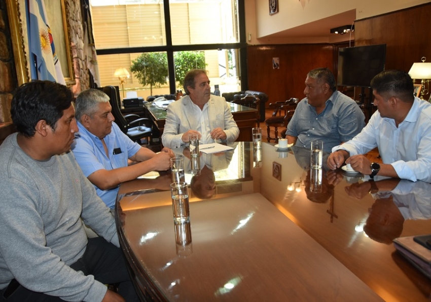 El Vicegobernador Alberto Bernis analiz&oacute; desaf&iacute;os y proyectos con comisionados de Valle Grande, Santa Ana y El Piquete