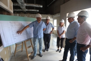 El Gobernador recorri&oacute; la estaci&oacute;n de tren en Volc&aacute;n y el hospital Zabala