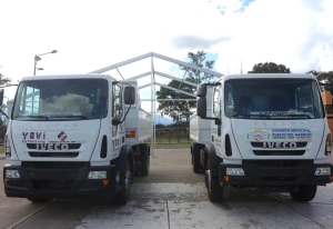 Con regal&iacute;as mineras, otorgaron camiones y maquinarias a Yavi, Puesto del Marqu&eacute;s y Tilcara