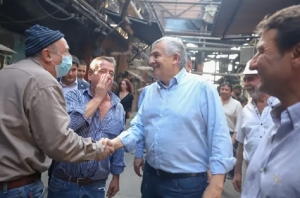 Morales anticip&oacute; que subir&aacute; el corte de bioetanol al 15%